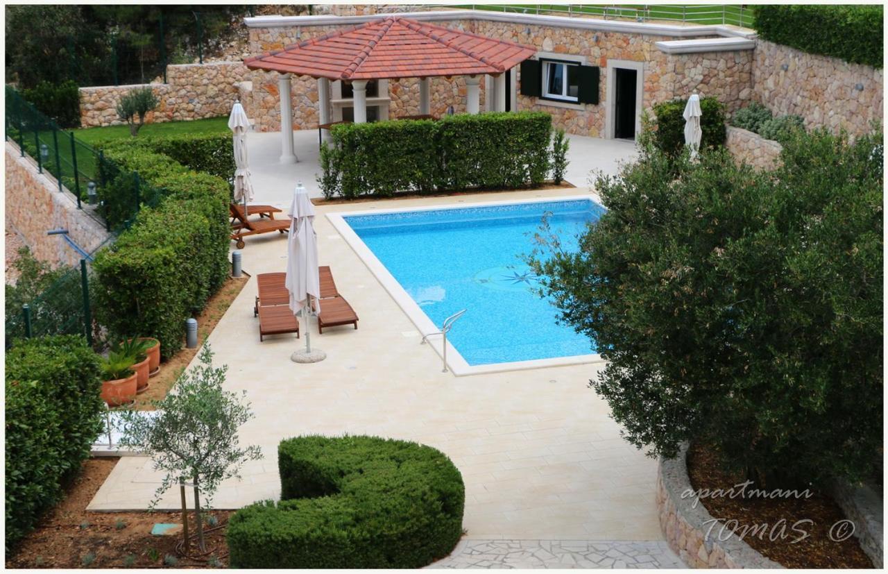 פרימוסטן Apartments Tomas מראה חיצוני תמונה