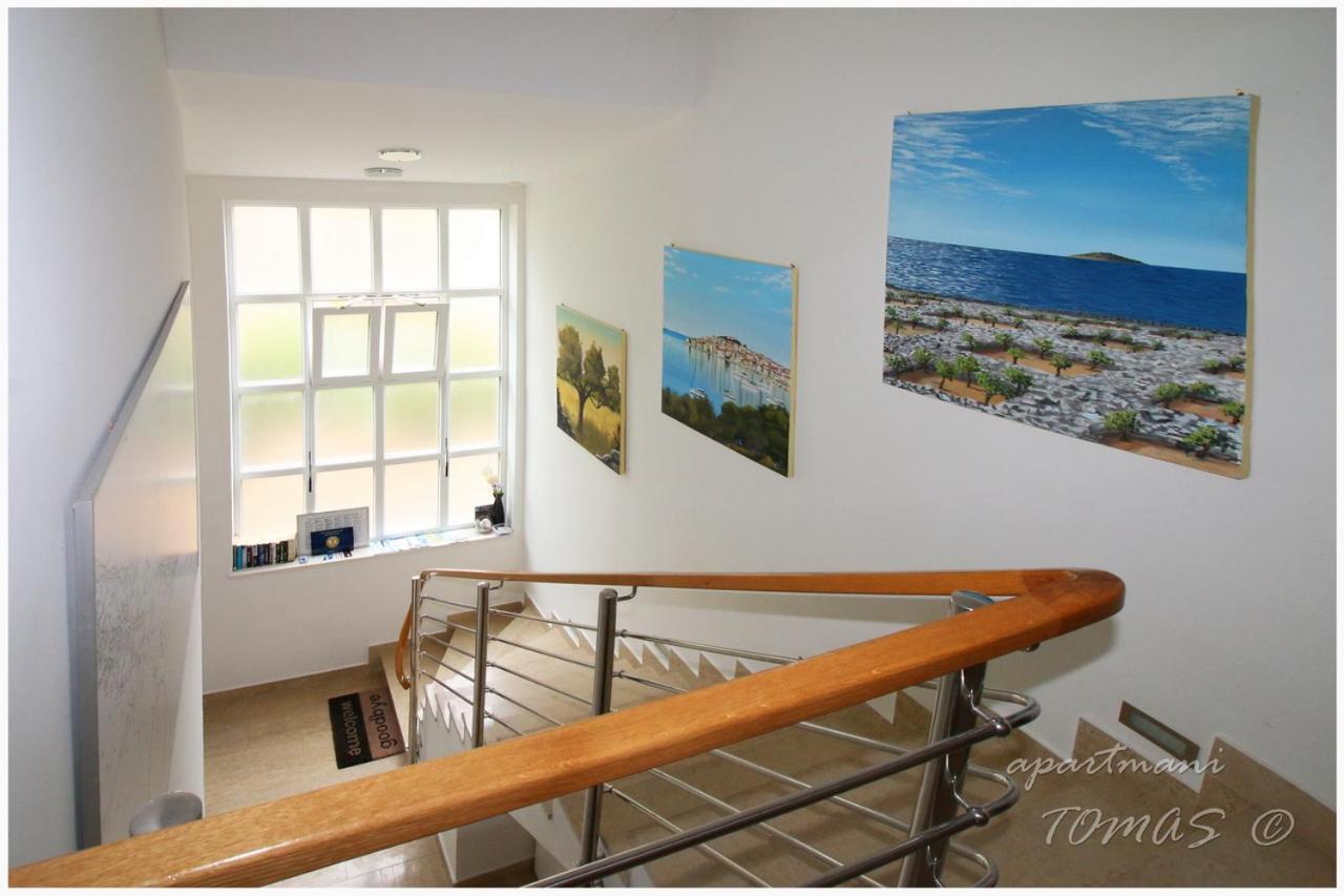 פרימוסטן Apartments Tomas מראה חיצוני תמונה