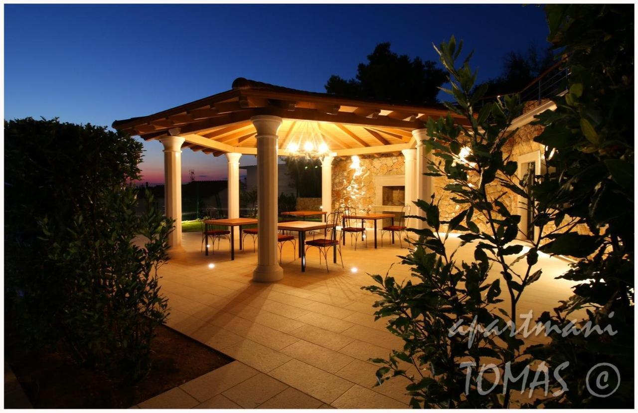 פרימוסטן Apartments Tomas מראה חיצוני תמונה