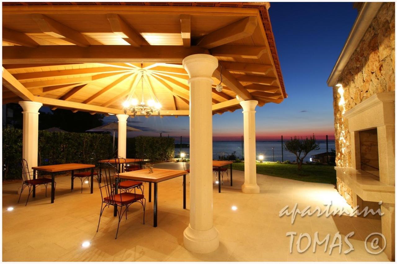 פרימוסטן Apartments Tomas מראה חיצוני תמונה