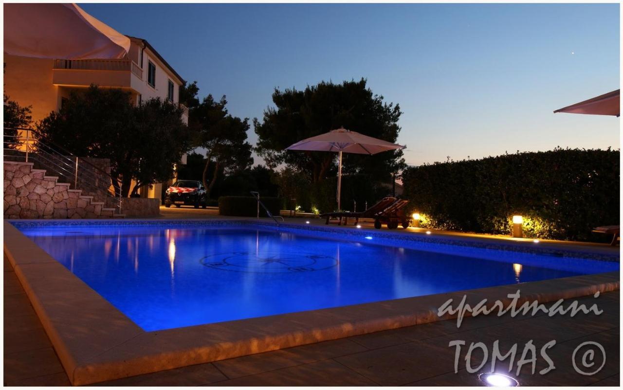 פרימוסטן Apartments Tomas מראה חיצוני תמונה