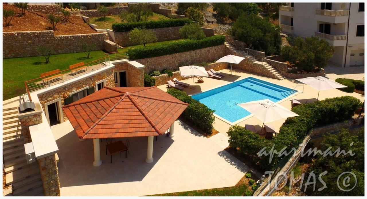 פרימוסטן Apartments Tomas מראה חיצוני תמונה